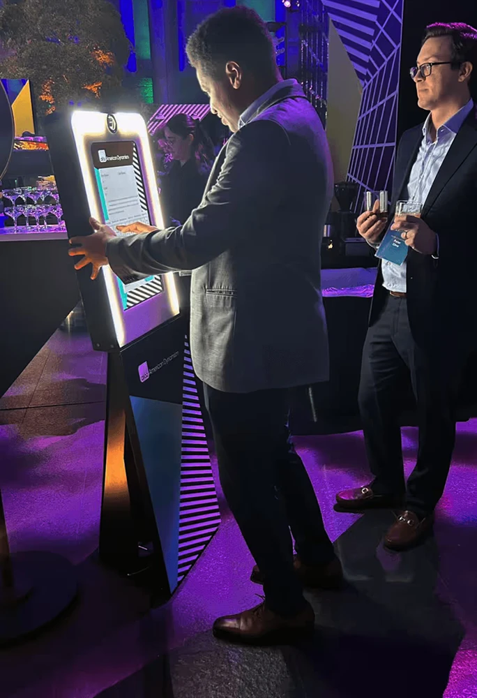 Kiosk photo booth